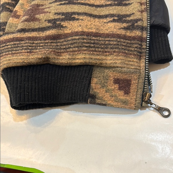 Pendleton Wool Jacket - Brown Pattern - Picture 5 of 5